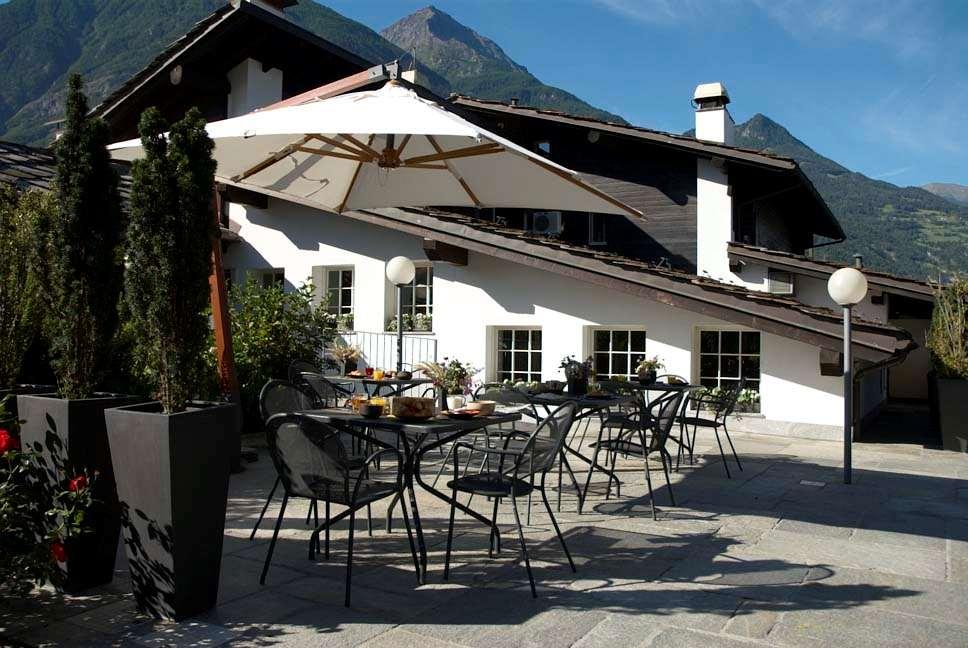Hotel Village Pollein Kültér fotó